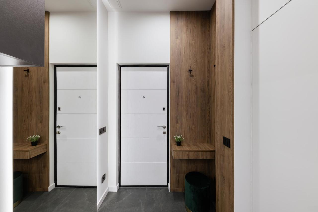 Luxury Apartments Smart House Uzhhorod Bagian luar foto