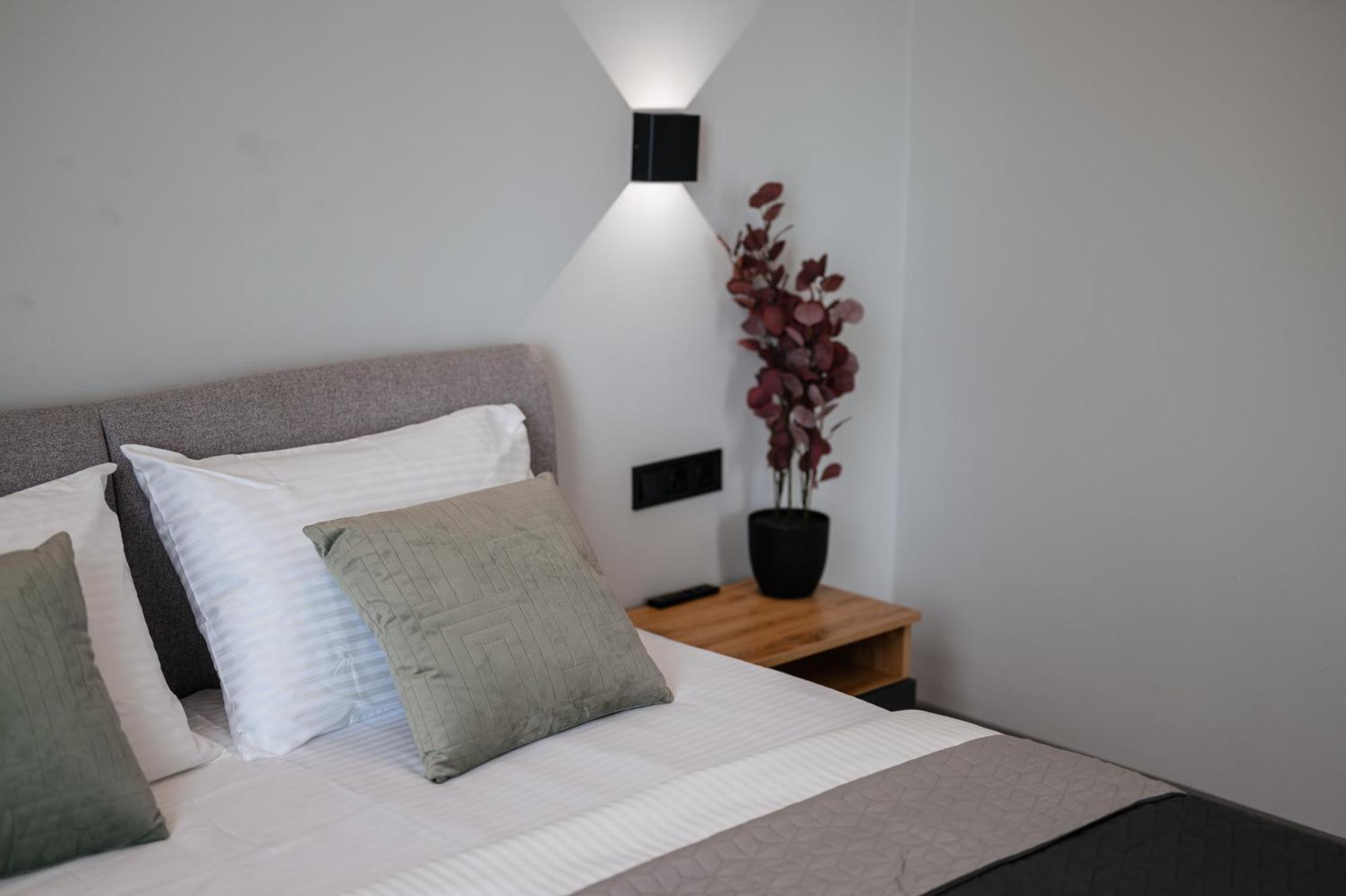 Luxury Apartments Smart House Uzhhorod Bagian luar foto